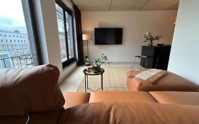 Eiwelhome - Stilvoll, Urban-Ruhig Schlafen, Bahnhofsnah, Balkon