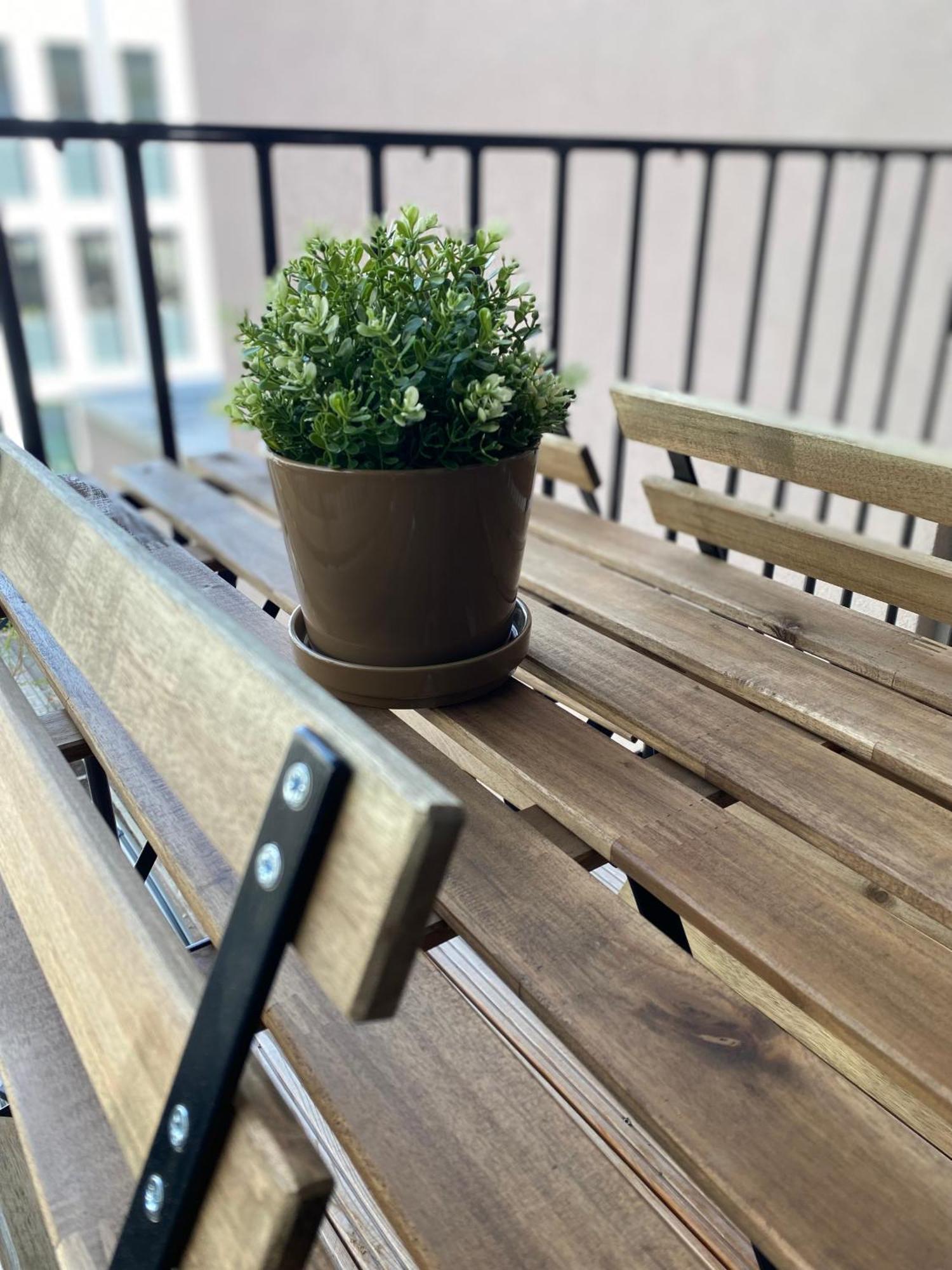 Eiwelhome - Stilvoll, Urban-Ruhig Schlafen, Bahnhofsnah, Balkon Erfurt Exterior foto